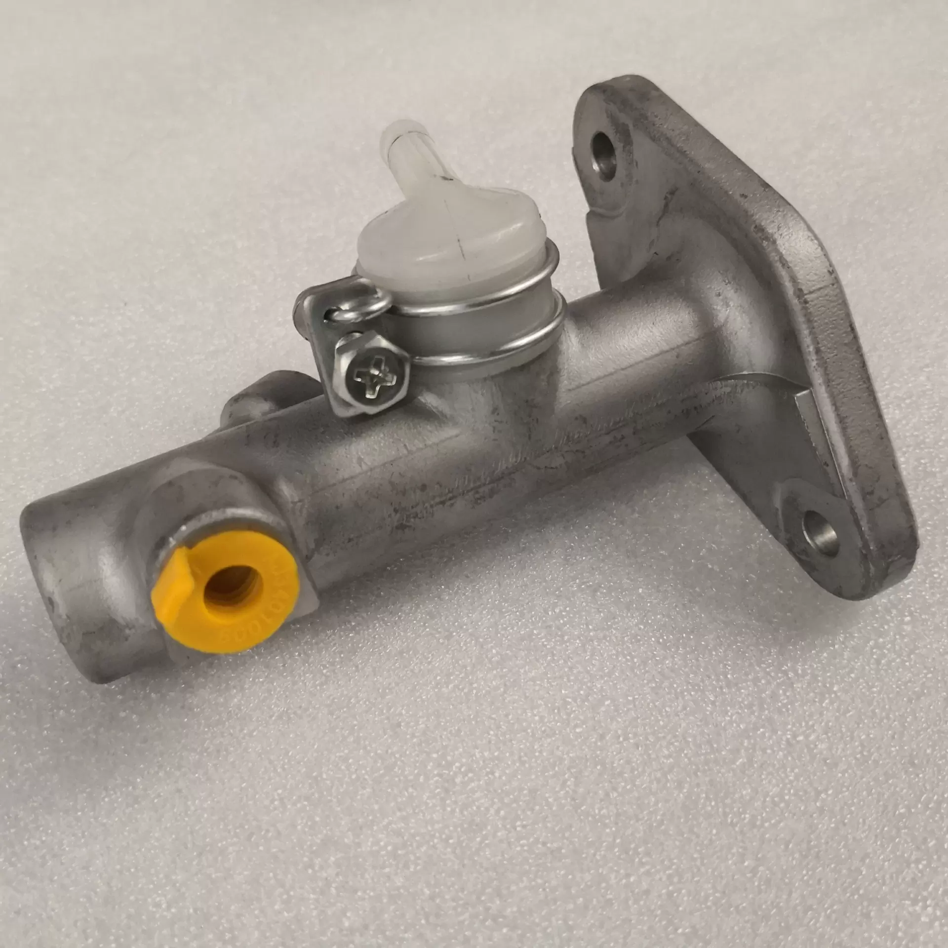 Clutch Master Cylinder - JAC